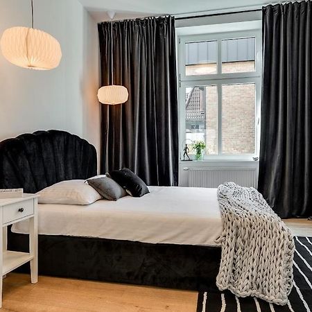 Jan III Sobieski - Luksusowy Apartament L Z Darmowym Prywatnym Parkingiem Гливице Экстерьер фото