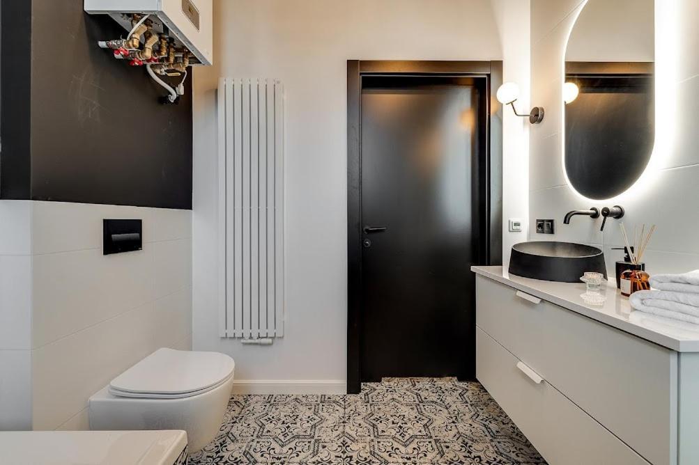 Jan III Sobieski - Luksusowy Apartament L Z Darmowym Prywatnym Parkingiem Гливице Экстерьер фото